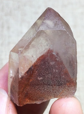 天然红幽灵红影山金字塔情侣吊坠