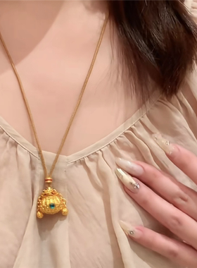 錾刻元宝福袋聚宝盆吊坠项链女