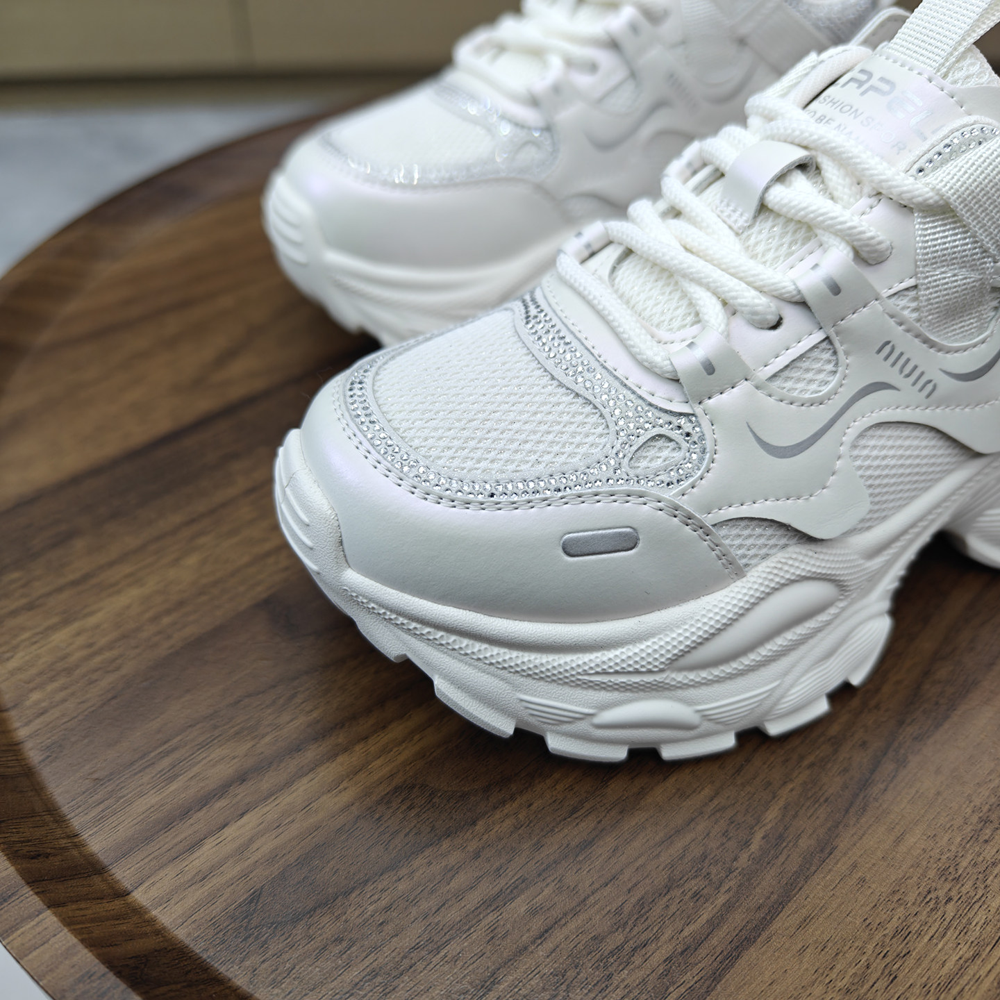 爆款厚底增高显腿长老爹鞋女2026新款真皮休闲鞋百搭超轻便运动鞋,淘宝优惠券,粉丝福利购,淘宝优惠卷