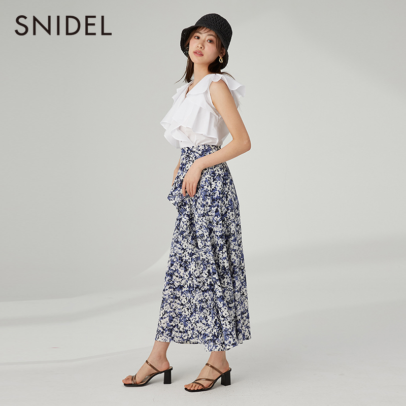 SNIDEL 2023春夏新品 女士纯色V领荷叶边飞袖衬衫 SWFB232005