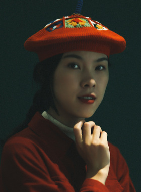 祖母彩色手工针织毛线画家帽子