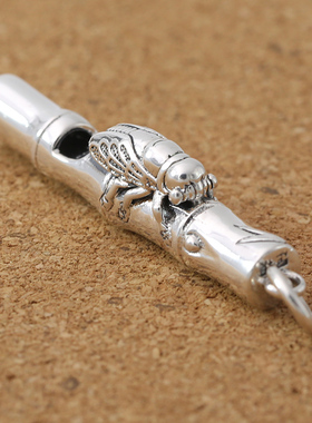 富贵鹿创意一鸣惊人泰银潮流吊坠