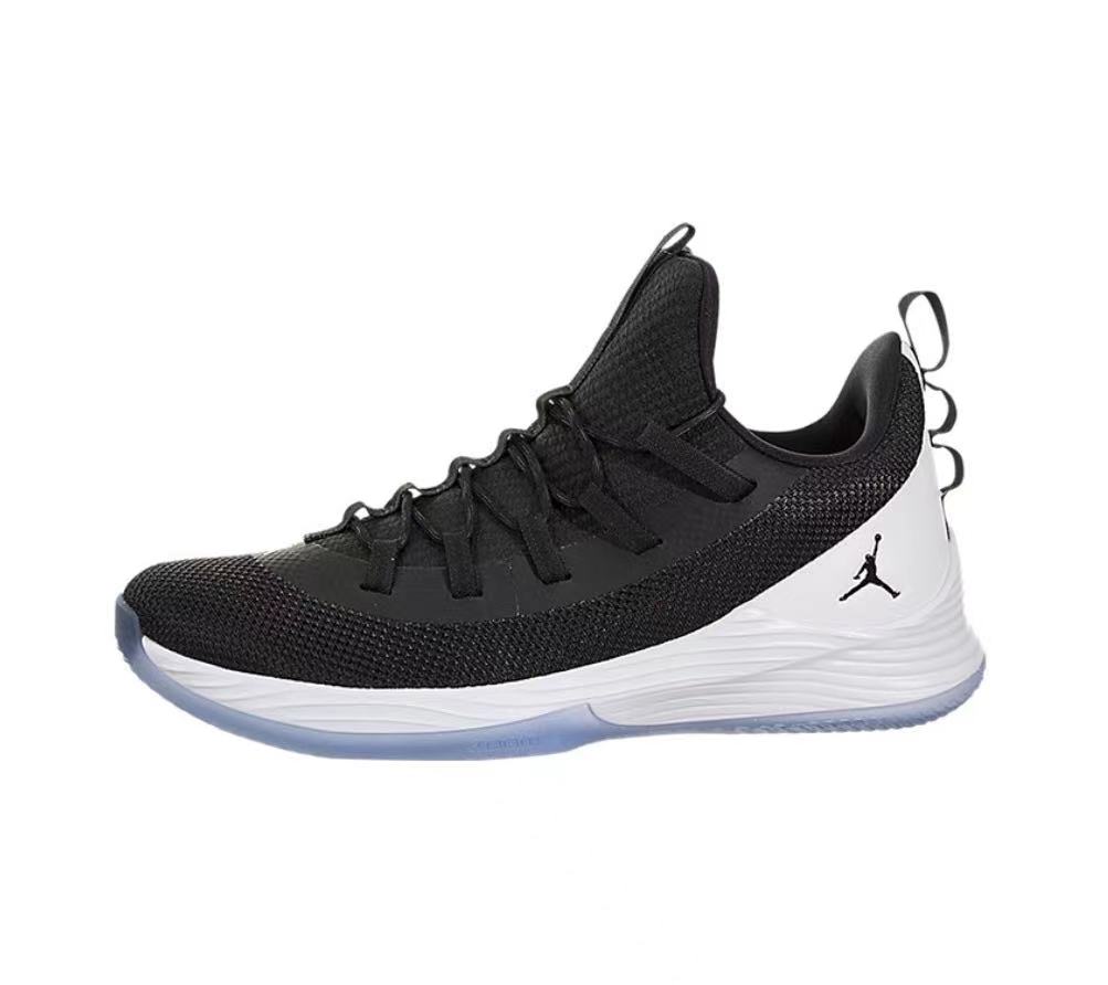 AIR JORDAN ULTRA FLY 2巴特勒男子低帮缓震实战篮球鞋AH8110-图3