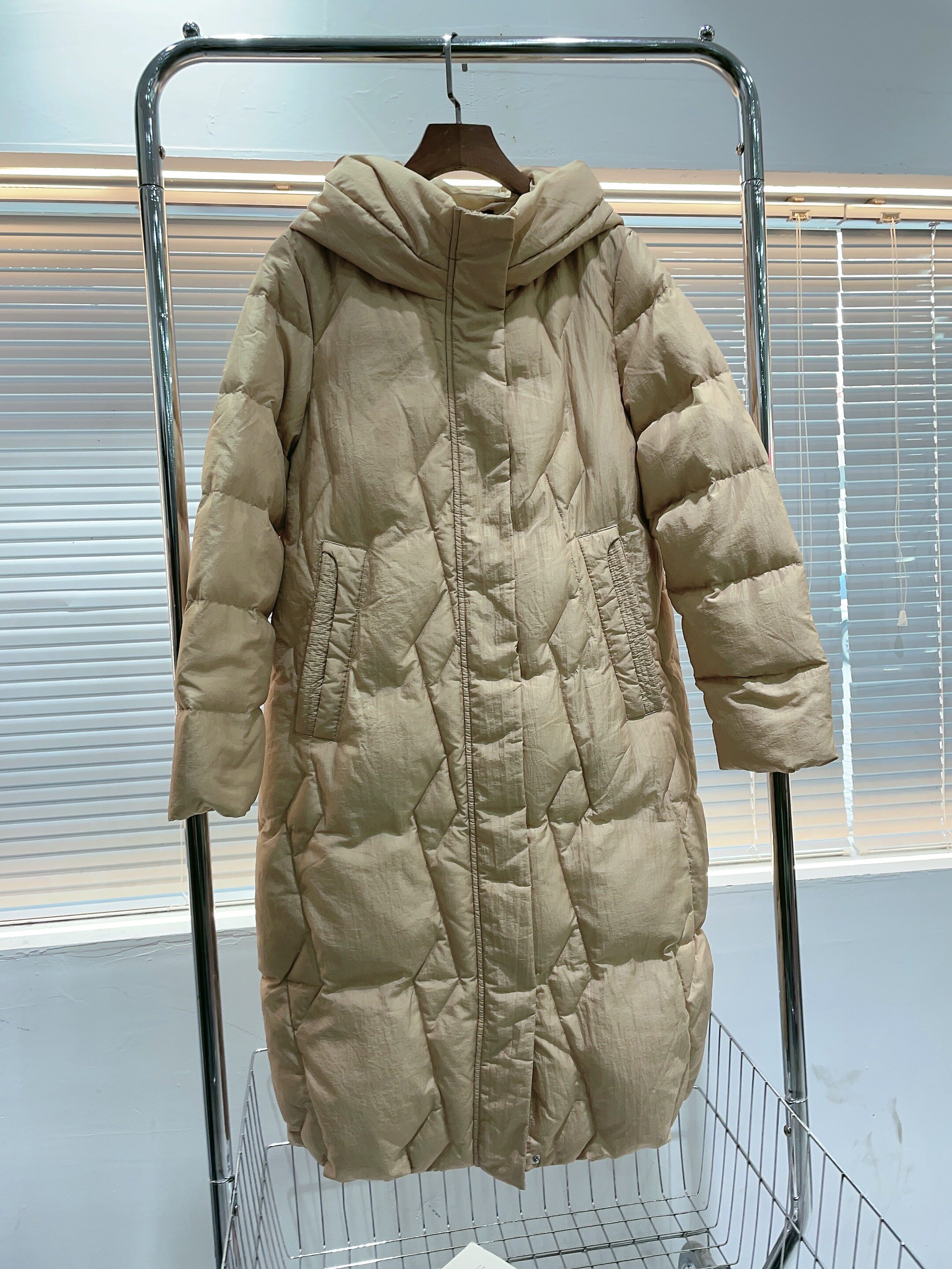 艾莱依专柜正品2020冬季中长羽绒服 6020401200 吊牌1337