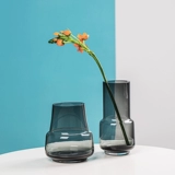 Дымо серая стеклянная ваза