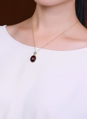 纯银血珀复古风花朵女士轻奢吊坠