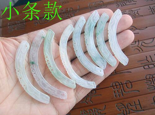 20824-2 (小条款) 缅甸玉天然A货翡翠玉 双龙弯条锁骨玉手牌玉璜 - 图0
