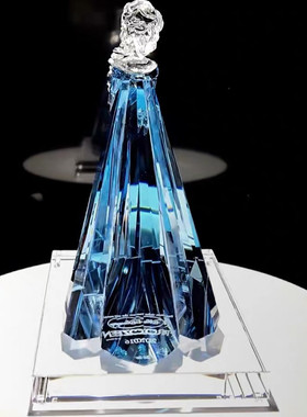 代购专柜正品 SWAROVSKI施华洛世奇艾莎公主冰雪奇缘摆件5135878