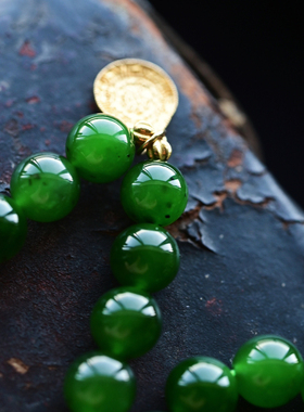 一斤钻戒天然和田碧玉18K金