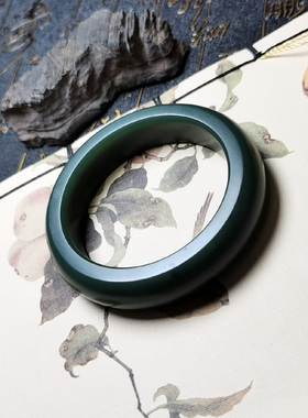 月扬玉舍沙枣青正装手镯