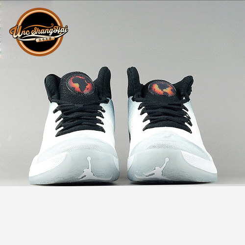 北卡大学 Air Jordan XXX AJ30  白灰黑 篮球鞋 811006-101 - 图2