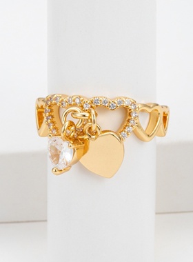 新品爱心锆石戒指轻奢时尚感