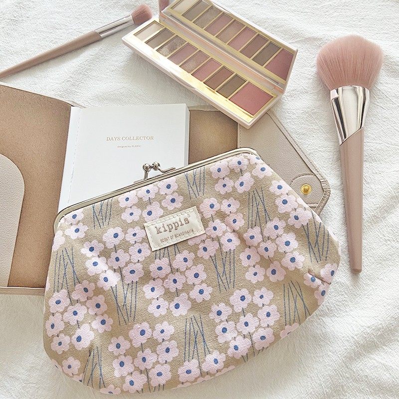 夹口杂志附录帆布收纳包素雅小花朵浅褐色化妆品随身整理棉布袋子,淘宝优惠券,粉丝福利购,淘宝优惠卷