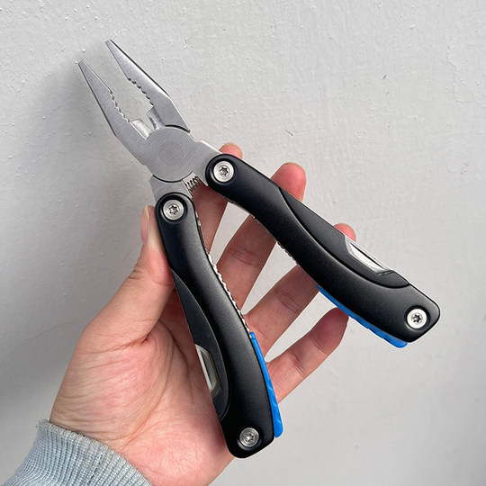 高级感十足！人手一把！户外多功能折叠钳子高硬度钳口便携小刀