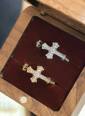 中古风潮牌十字架朋克戒指女满钻轻奢小众复古嘻哈开口指