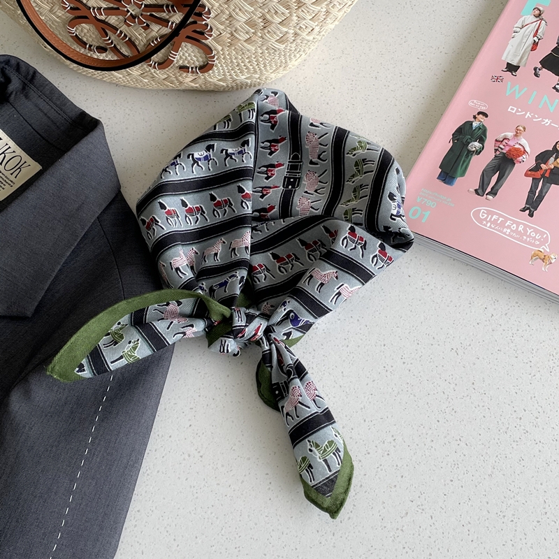 65cm高级感小马皮带印花大方巾柔软亲肤披肩透气护颈领巾丝巾女士 - 图0