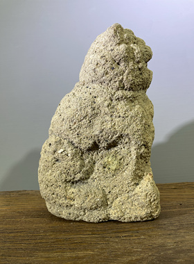 老物件 明代 沙石案头狮子摆件 置物