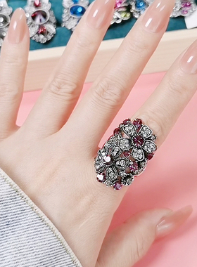高级感复古水钻花朵食指戒指