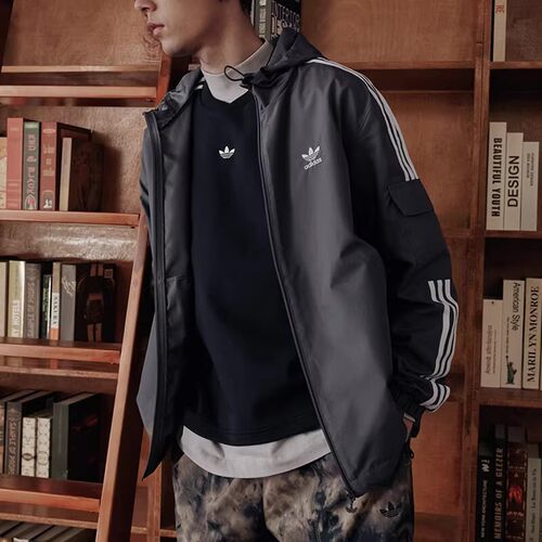 Adidas阿迪达斯三叶草男女2026新款休闲三条纹梭织外套正品KB1944 - 图2