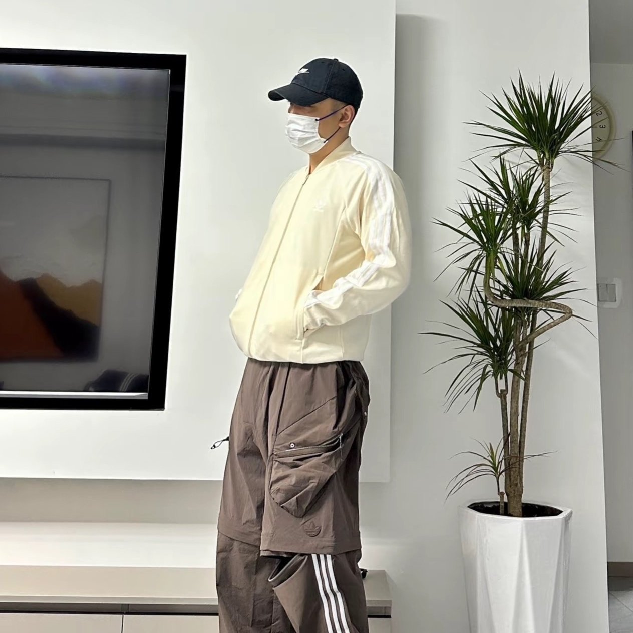 阿迪达斯三叶草外套春冬晨跑运动服男复古立领休闲男女夹克IR9864,淘宝优惠券,粉丝福利购,淘宝优惠卷