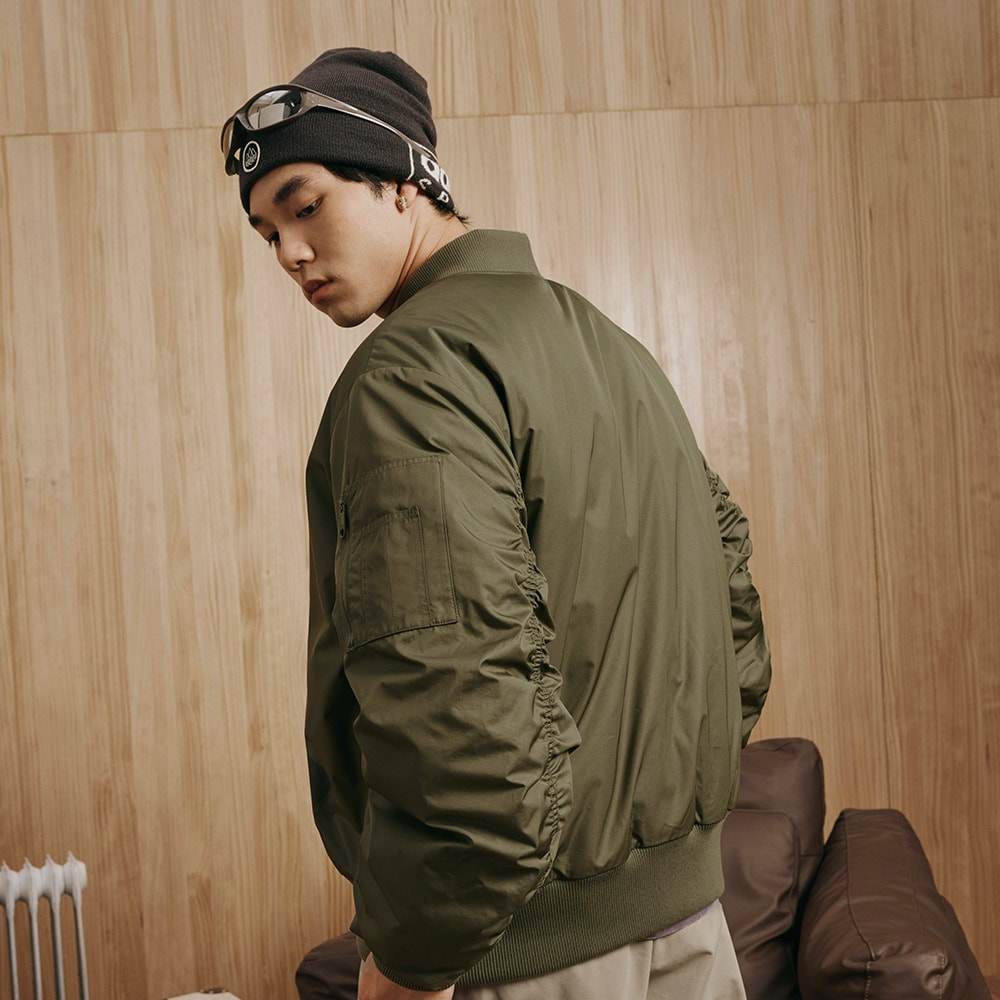 阿迪达斯三叶草春季外套男女款复古宽松夹棉防风飞行员夹克JL8381,淘宝优惠券,粉丝福利购,淘宝优惠卷