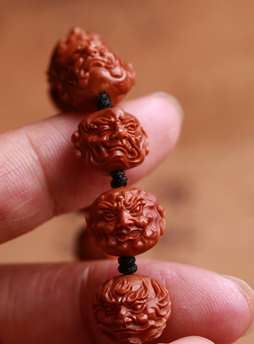 龙纹桃核雕刻十八罗汉佛珠手链