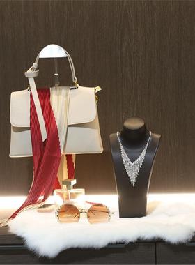 衣帽间摆件现代衣服鞋子装饰品