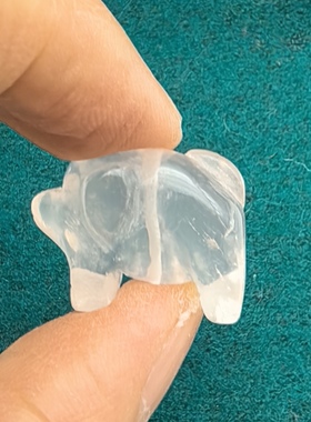 天然水晶发财猪雕刻件冰粉晶粉晶可爱小猪摆件吊坠挂坠男女款A25