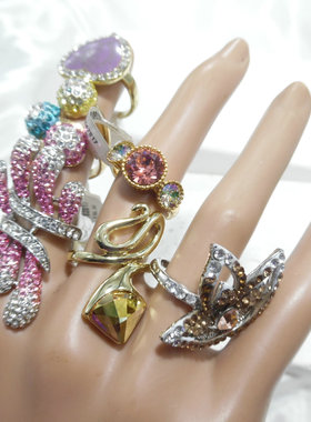 女士铜镀金镶钻锆石施家水晶戒指