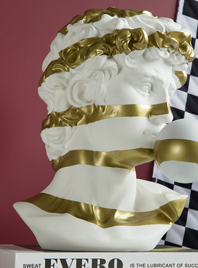 Playboy趣味雕像树脂摆件