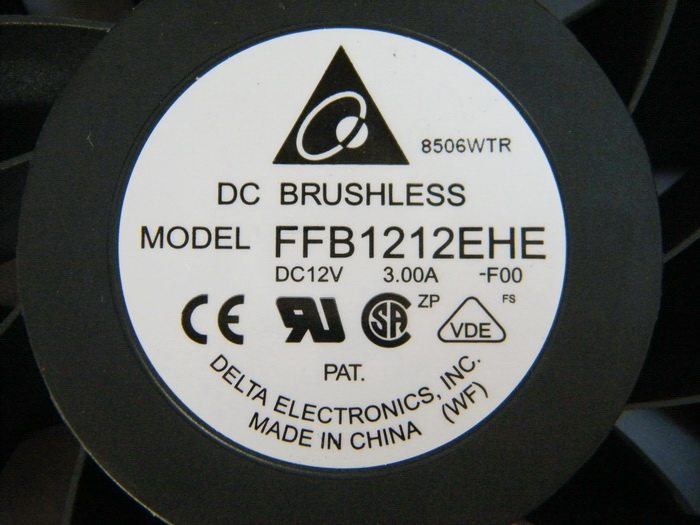 原装台达 12V 3.0A 12CM 增压 超猛滚珠轴承散热风扇 FFB1212EHE - 图1