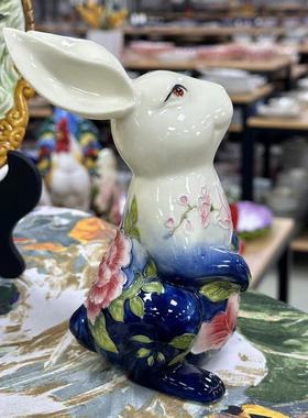 中国陶瓷釉下彩兔子纯手绘工艺摆设装饰收藏