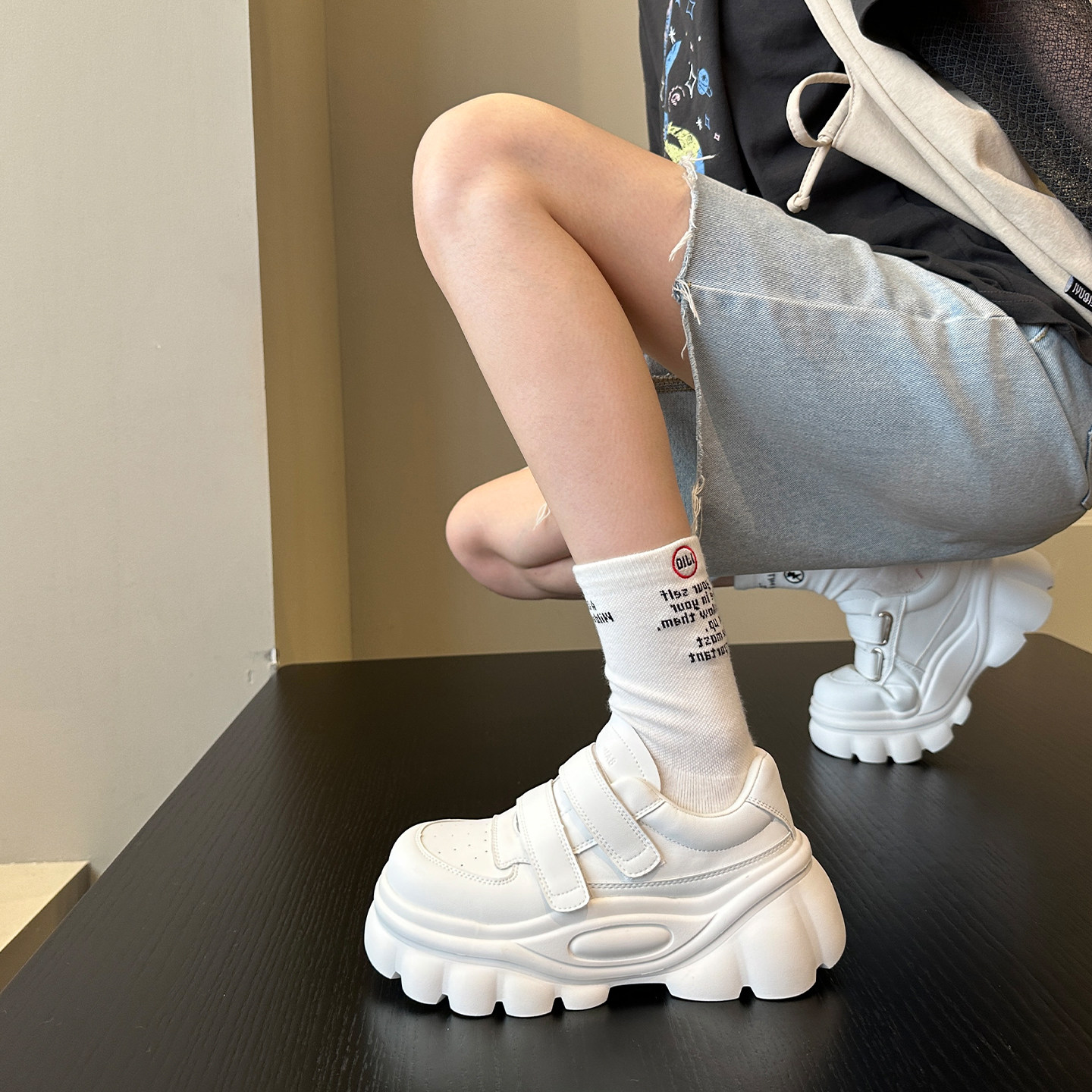 推荐新品~东大门韩版甜酷风真皮厚底增高小白鞋女鞋子休闲鞋板鞋