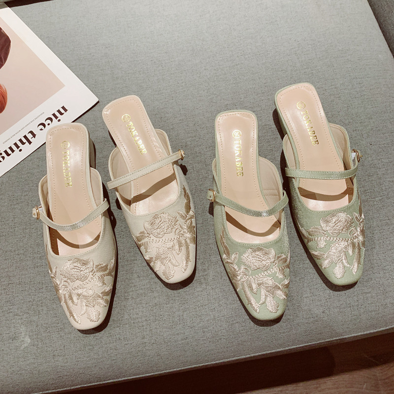 新中式国风包头半拖鞋女外穿2025年夏季新款刺绣布面中跟休闲凉拖,淘宝优惠券,粉丝福利购,淘宝优惠卷