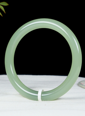 东合珠宝正品天然和田玉湖水绿手镯显白温柔女款国检证书支持复检