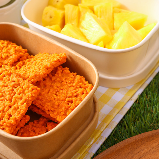 Spring outing picnic box disposable outdoor cutting fruit ກ່ອງບັນຈຸພັນ