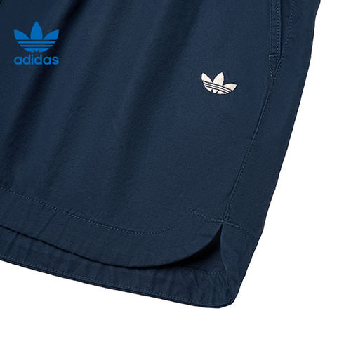 adidas阿迪达斯三叶草女子运动休闲短裤裤子KG8498 - 图2