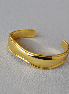 日系小众设计简约个性气质百搭黄