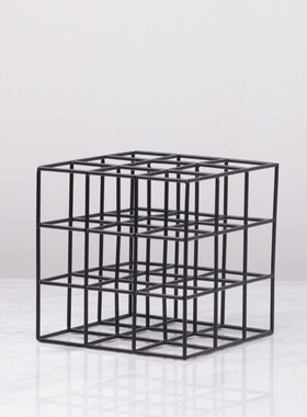 热销现代简约几何镂空摆件铁艺样板软装饰品立体框架方形卧室书房