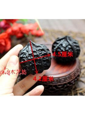 檀木紫光檀乌木核桃手把件木雕手捻三棱文玩核桃黑檀工艺古雅