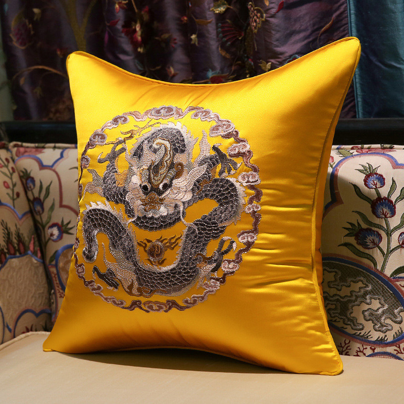 c4wb新中式抱枕红木沙发靠垫风刺绣大靠枕红色婚庆喜字枕头套结婚 - 图0