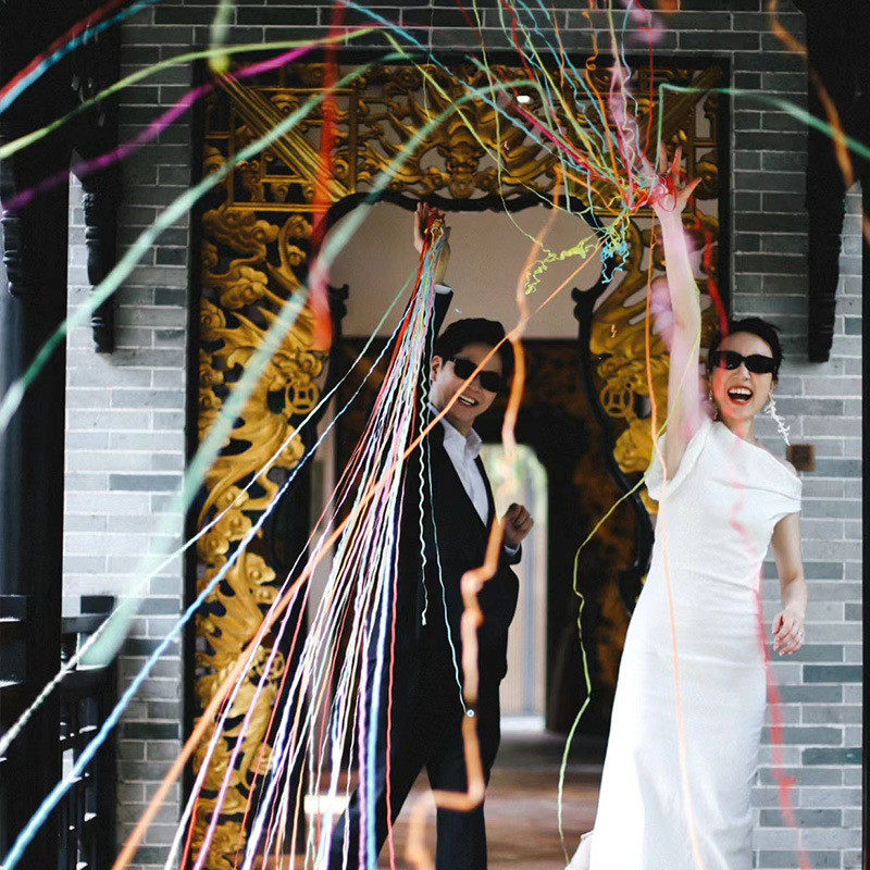 接亲游戏道具手抛彩带手扔庆祝拉炮喷花婚礼场景气氛道具创意礼花,淘宝优惠券,粉丝福利购,淘宝优惠卷