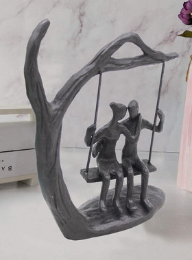 现代创意秋千情侣装饰品铸铁工艺品桌面摆件展示情人节送礼纪念品