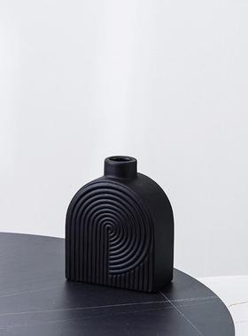 样板房兰迪u型陶瓷花瓶软装饰品摆件北欧现代花器莫售楼前台摆设