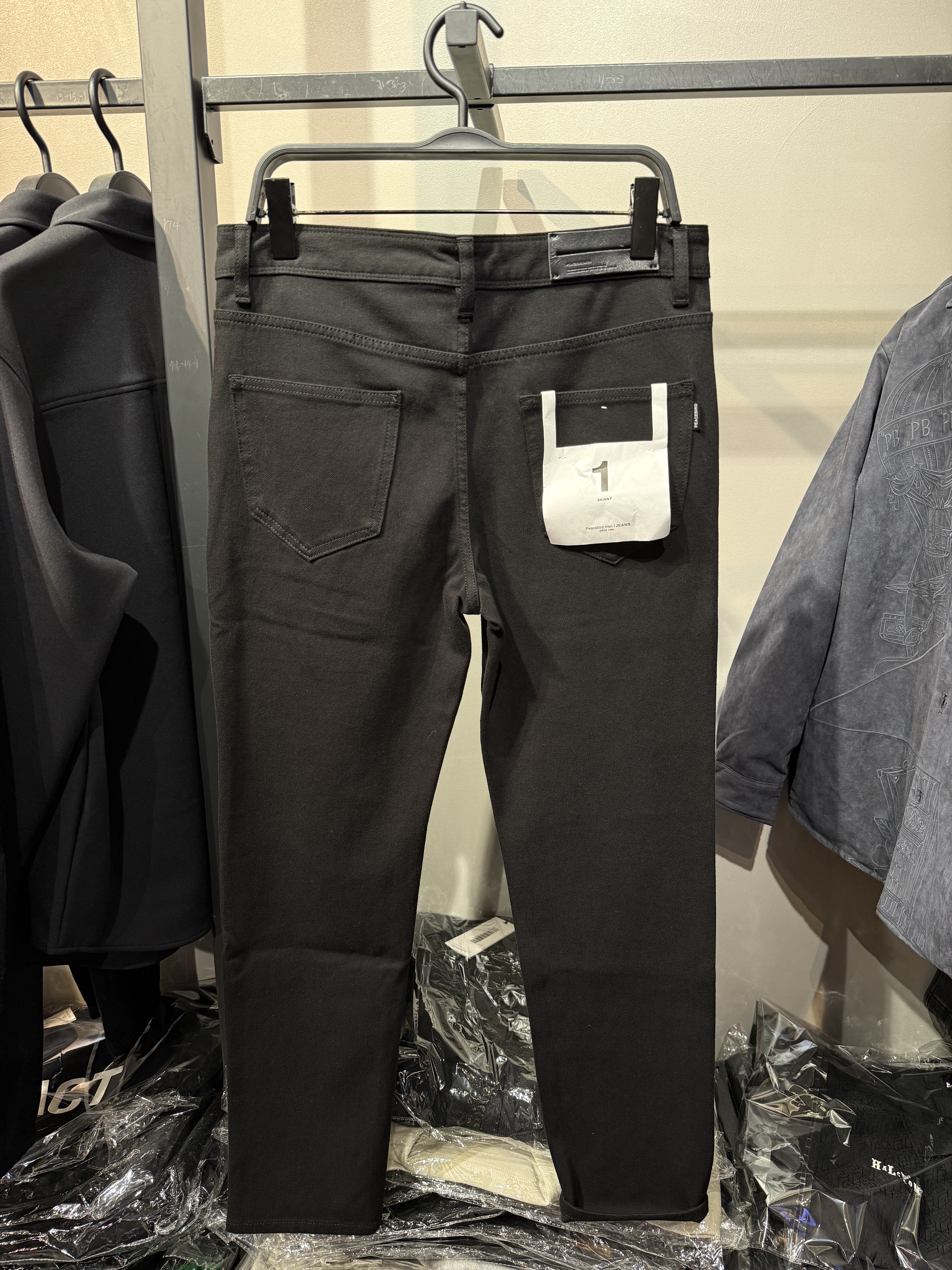 B2HAD4197 太平鸟男装冬季新款黑色休闲百搭修身紧身显瘦牛仔裤潮 - 图3