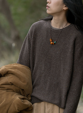 封面是花老蜜蜡老绿松短项链