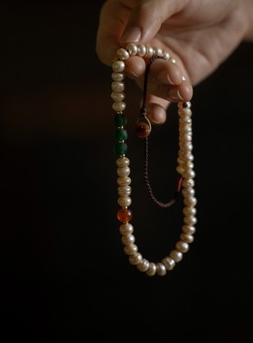 封面是花藏区70年代老珍珠项链