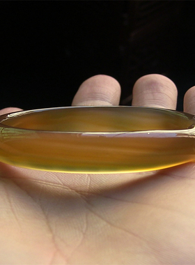 天然巴西玛瑙手镯/秀细款/巧雕猫爪/蜜糖色玉髓/原色无优化1805