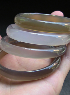 天然巴西玛瑙手镯秀细玉髓