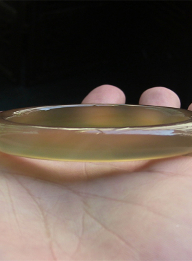 天然巴西玛瑙手镯/秀细加厚款/原色无忧化/香槟金玉髓/强荧光2192